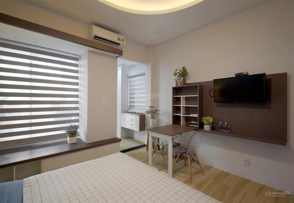 Cho thuê căn hộ 1pn tách bếp trần hưng đạo, quận 1 | gần bùi viện chợ bến thành nguyễn huệ