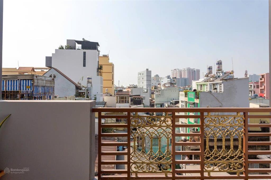 Cho thuê chdv studio 30m ban công thoáng có dọn dẹp vệ sinh đề thám quận 1  gần bùi viện