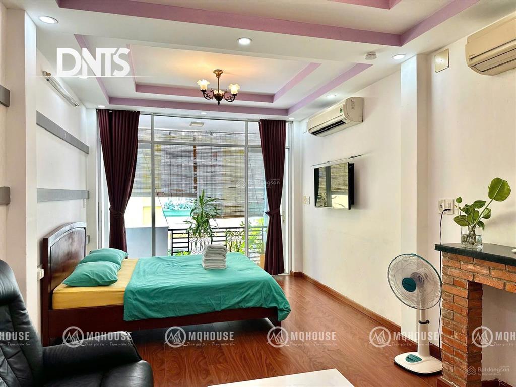 Cho thuê chdv studio 30m ban công thoáng có dọn dẹp vệ sinh đề thám quận 1  gần bùi viện