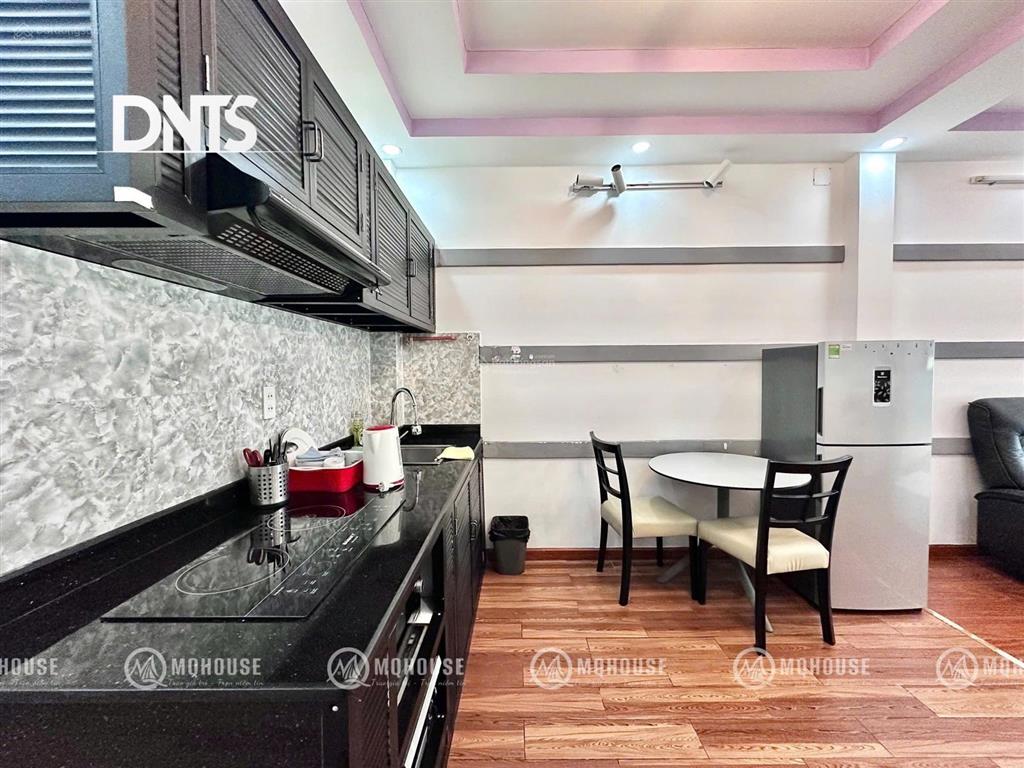 Cho thuê chdv studio 30m ban công thoáng có dọn dẹp vệ sinh đề thám quận 1  gần bùi viện
