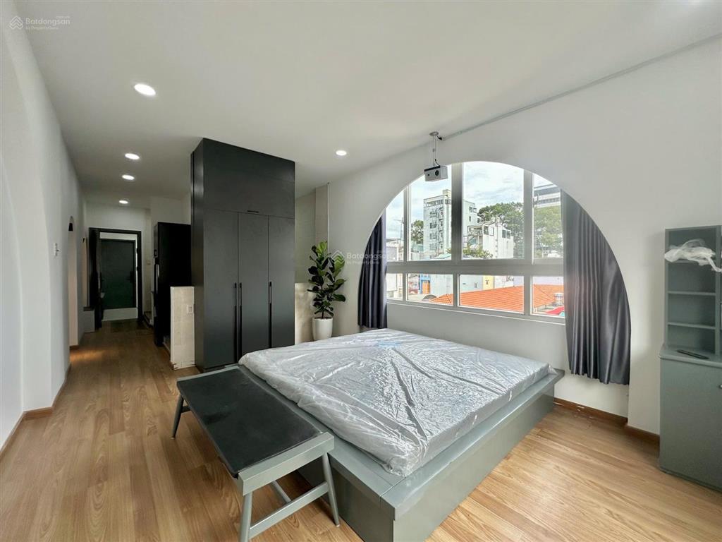 Cho thuê chdv quận 3  1pn rộng 40m có bồn tắm gần ngã sáu phù đổng, công viên 23/9 quận 1