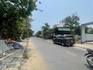 Bán đất mặt tiền nguyễn tri phương, hội an, view sông thu bồn
 diện tích đất 362,2m2, ngang 7,27m