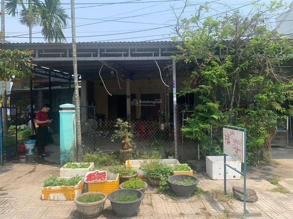 376 hùng vương, hội an
siêu phẩm bán đất tặng nhà ven sông hùng vương, cơ hội sở hữu đất mặt tiền