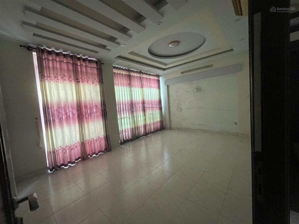 Nhà diện tích lớn 6.3x22m tô hiến thành 6pn  phù hợp công ty, spa, dạy học