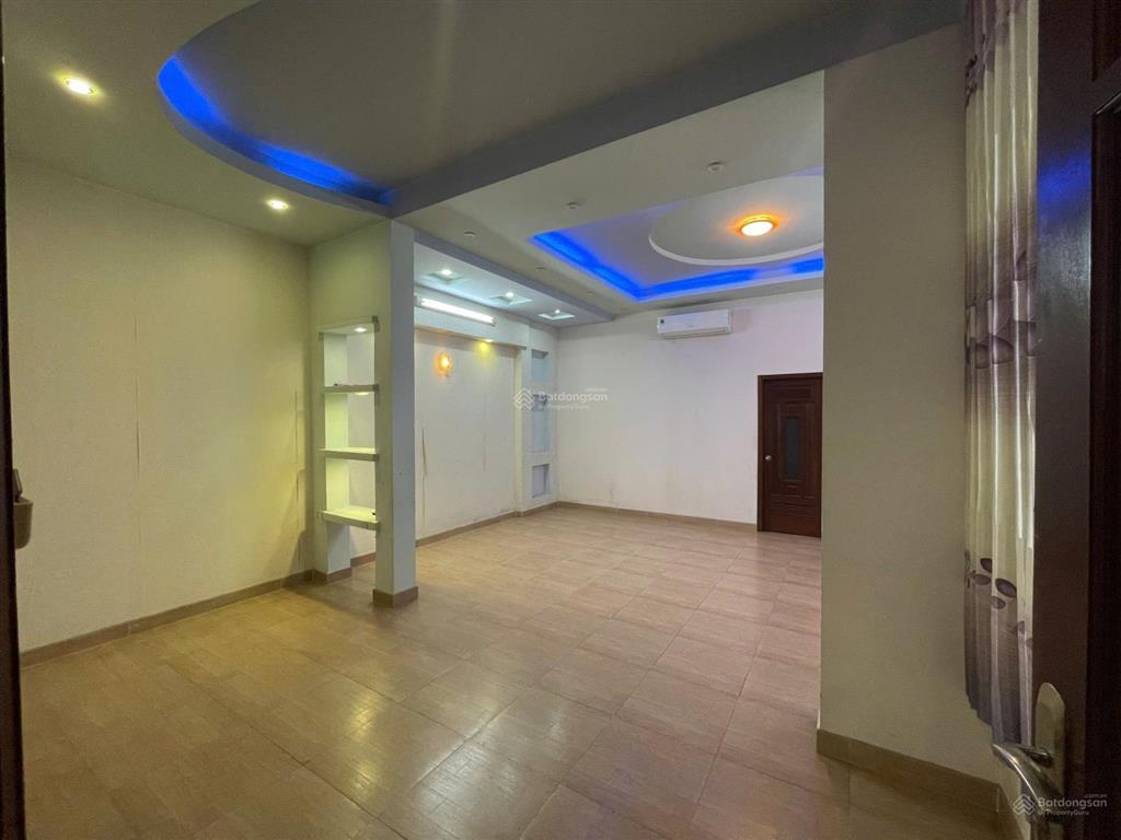 Nhà diện tích lớn 6.3x22m tô hiến thành 6pn  phù hợp công ty, spa, dạy học