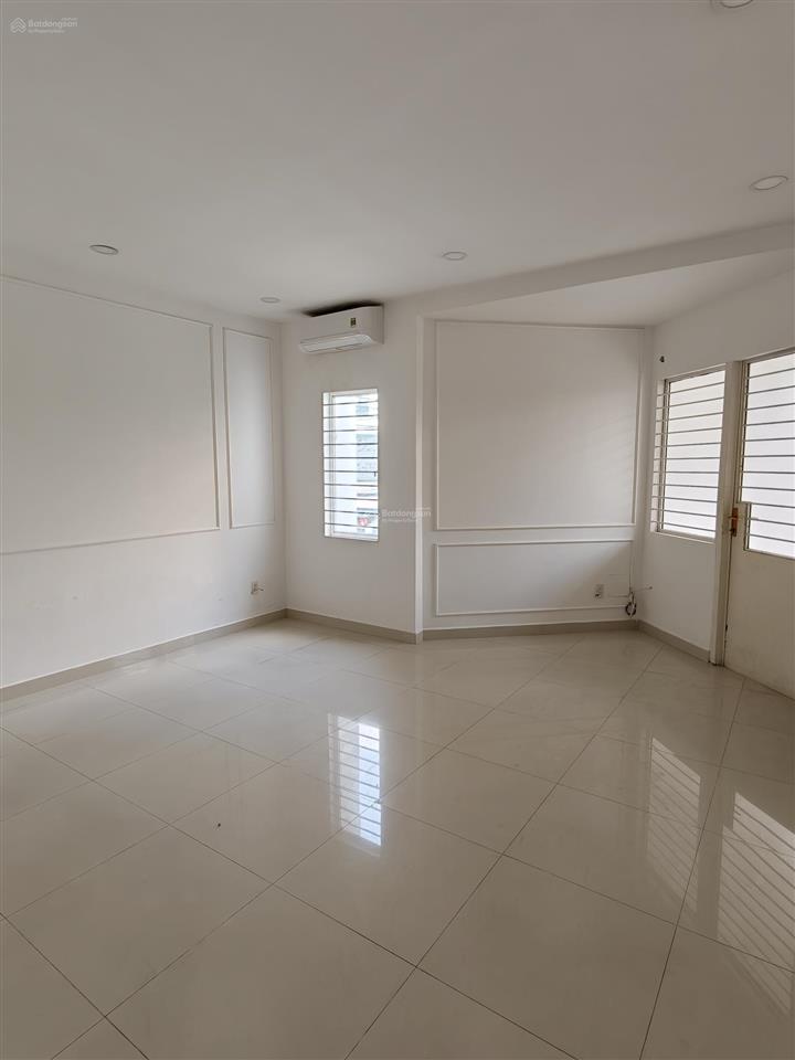 Biệt thự mặt tiền kinh doanh cao thắng  14x10m  7pn  có sân rộng đậu 2 oto