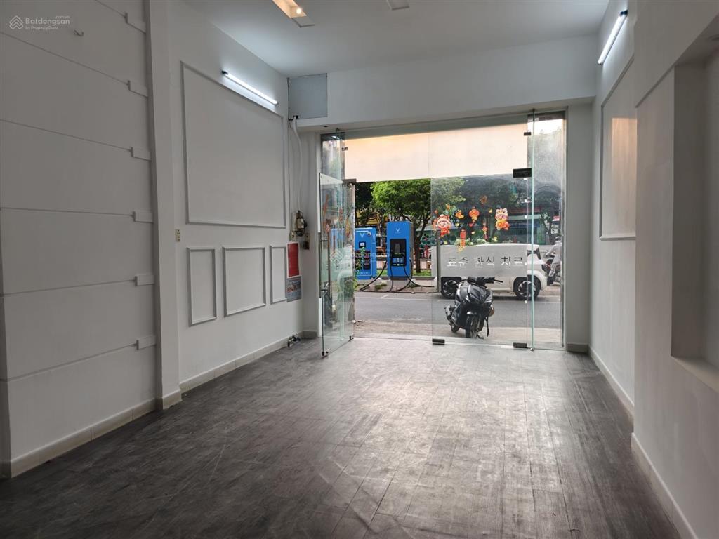 Mặt tiền kinh doanh khu hà đô  4x16m 6pn 6wc  sẵn máy lạnh