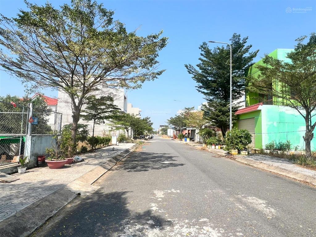 Chủ cần tiền bán nhanh nền 80m2 thấp nhất thị trường. chủ bao toàn bộ thuế phí