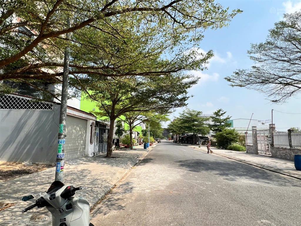 Hàng hiếm! 105m2 (5mx21m) kdc tân đô chủ ngộp bán gấp