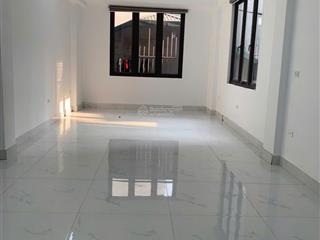 Bán nhà 2 tầng 4,04 x 13,75 mặt tiền hưng phú