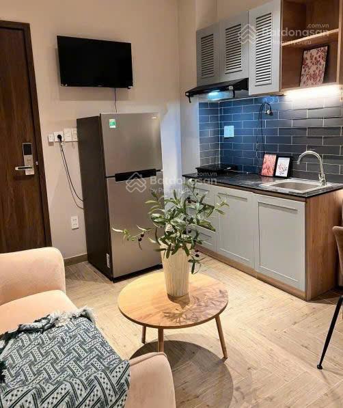 Bán nhà 4 tầng nở hậu 6m hẻm xe hơi phạm viết chánh