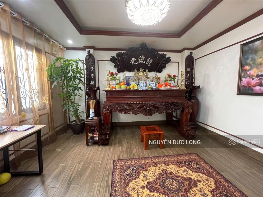 Ngõ 135 phố đồng cổ  tây hồ 38/50m2x7 tầng  ôtô đỗ cửa  mt 7m  cách 1 nhà ra phố  chào 16,5 tỷ