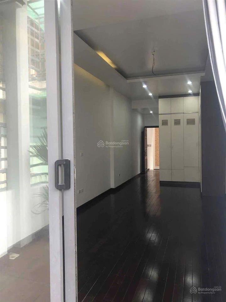 Chủ cần thanh khoản gấp ngõ 472 lạc long quân 56m x 5 tầng  mt 3,6m chào 19 tỷ có thương lượng.