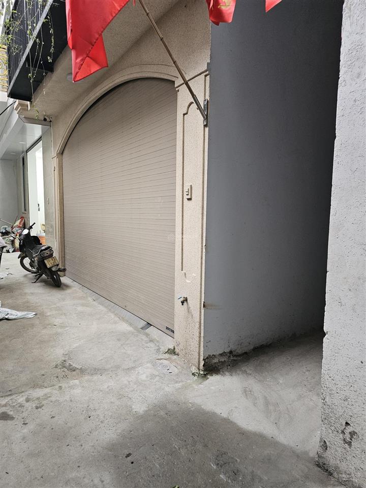 Bán nhà đường đồng cổ  tây hồ 7 tầng  33/37m thang máy , mặt tiển rộng 5,5m chào 18,5 tỷ.