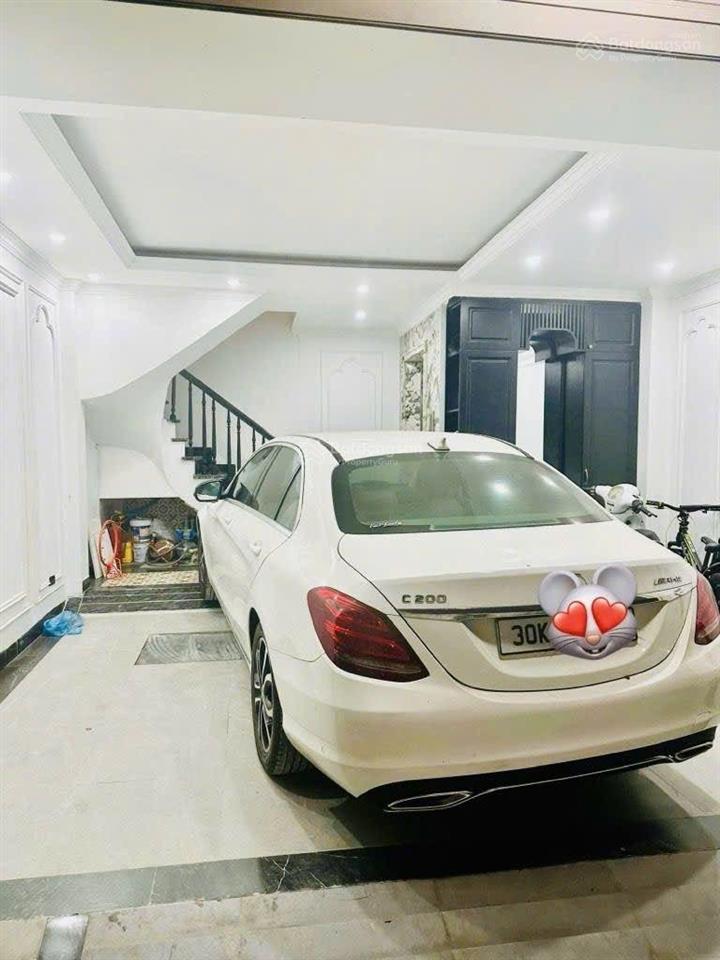 Bán nhà đường đồng cổ  tây hồ 7 tầng  33/37m thang máy , mặt tiển rộng 5,5m chào 18,5 tỷ.