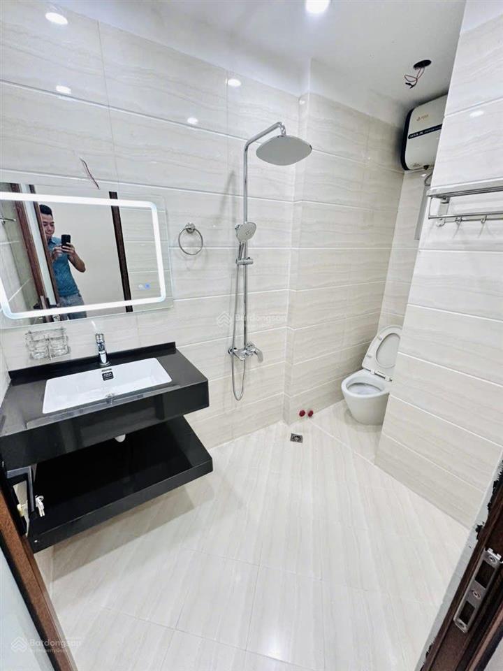Ngõ 175 bán nhà 31/35m x 6 tầng  chào 13,6 tỷ  ô tô đỗ cửa  kd