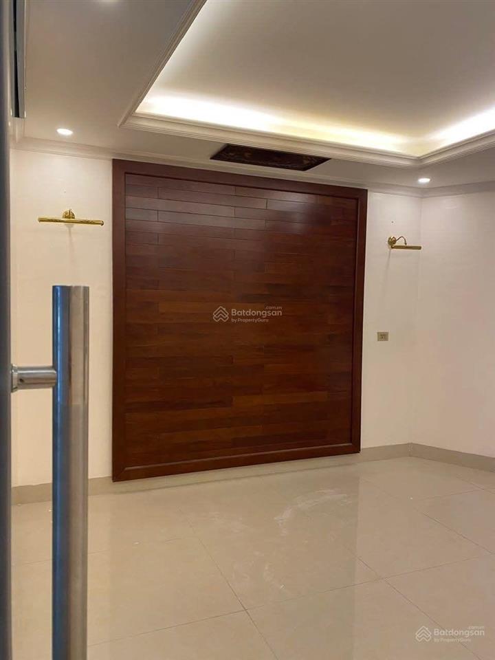 Nhà mặt phố 108m nhật chiêu x 7 tầng  mt 6,7m  giá chào 108 tỷ ( có thương lượng)