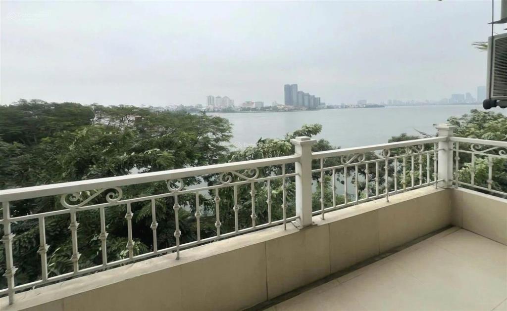 Nhà mặt phố 108m nhật chiêu x 7 tầng  mt 6,7m  giá chào 108 tỷ ( có thương lượng)