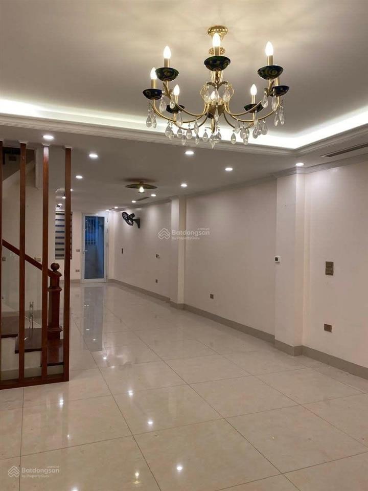 Nhà mặt phố 108m nhật chiêu x 7 tầng  mt 6,7m  giá chào 108 tỷ ( có thương lượng)