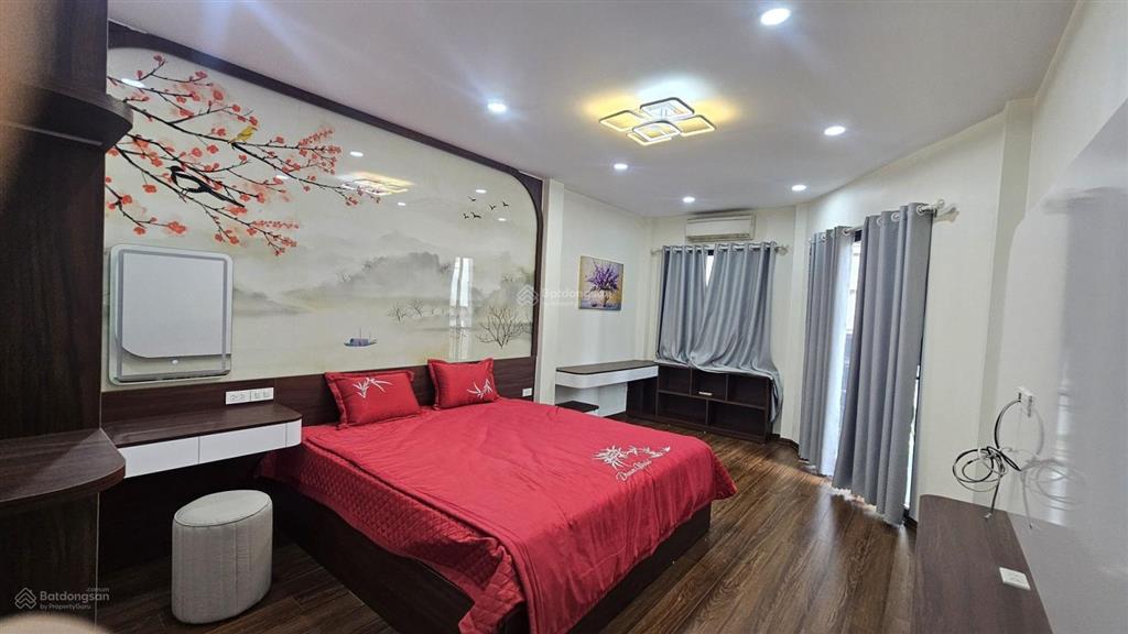 Nhà đẹp 36m ngõ 269 lạc long quân, cầu giấy 4 tầng  mt 5,7m  chào 10,5 tỷ, nhàlô góc, ngõ thông