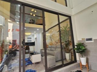Nhà đẹp 36m ngõ 269 lạc long quân, cầu giấy 4 tầng  mt 5,7m  chào 10,5 tỷ, nhàlô góc, ngõ thông