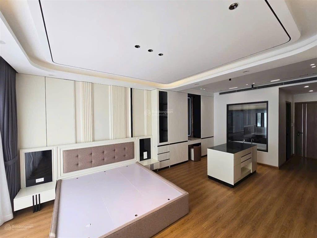 Nhà vĩnh ninh 58m2, 5 tầng như ảnh, chỉ 4.5 tỷ sổ nét căng