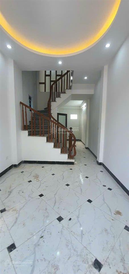 Cách cầu tó 500m, 45m2, 5 tầng, full nội thất, chỉ 4.6 tỷ, pháp lý chuẩn