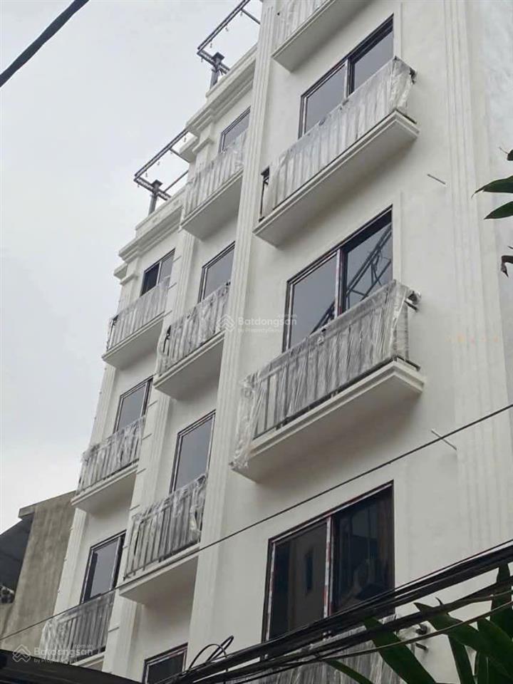 Nhà hữu hòa cầu tó, 50m2, 4.5 tỷ, 5 tầng, chợ ngay đầu ngõ