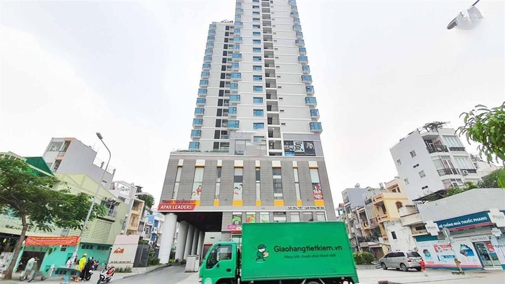 Bán ch res 11, lạc long quân, p3, q11, 5,6 tỷ, diện tích lớn 84m2, căn góc hàng hiếm 0943 245 *** huy