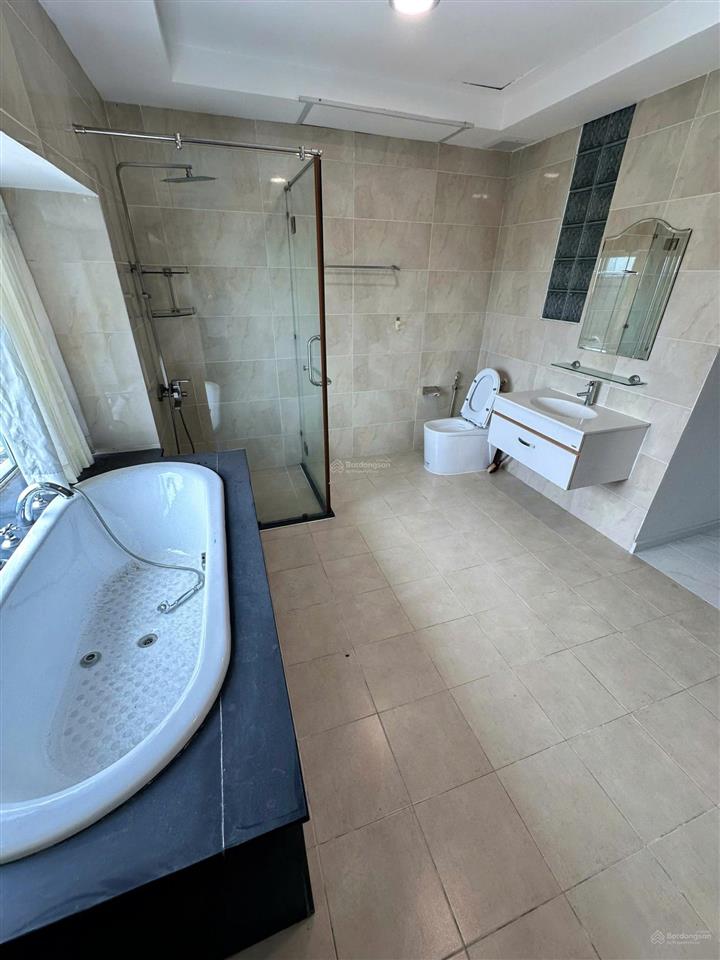 Bán căn hộ chung cư lakai, quận 5, 150m2, 2pn, 8,6 tỷ, sổ hồng lâu dài,  0943 245 *** gia huy