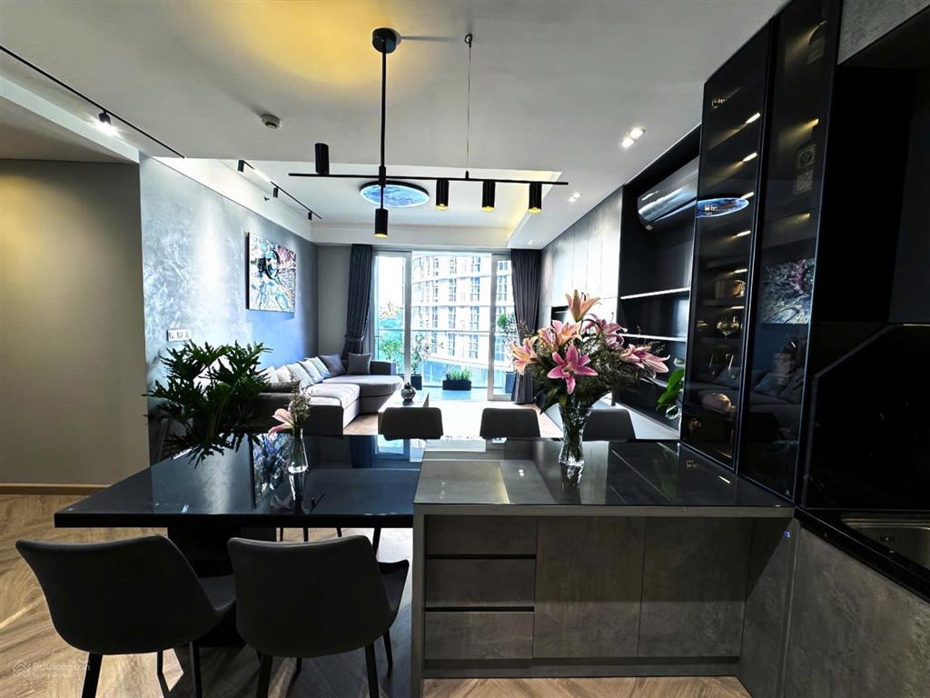 Bán căn hộ sài gòn airport plaza  112m²/3pn giá bán 9,1 tỷ, sổ hồng, slot xe hơi  0943 245 *** huy