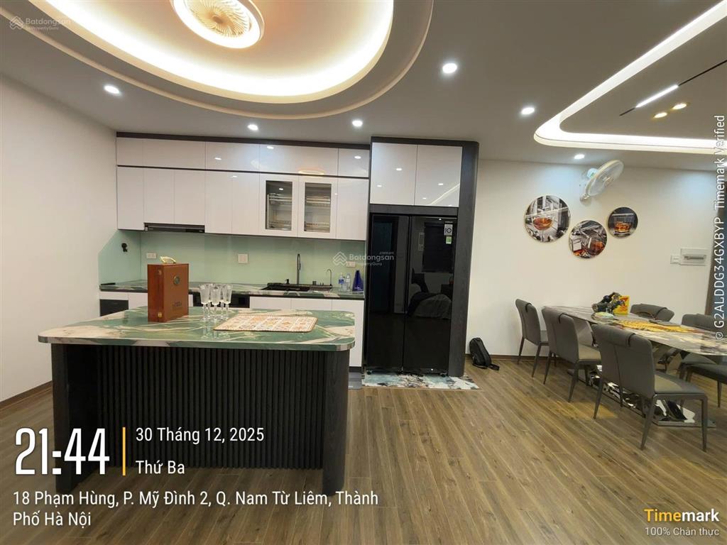 Bán căn hộ 4 phòng ngủ giá 7.5 tỷ nội thất cao cấp tòa big tower số 18 phạm hùng.  0988 669 ***