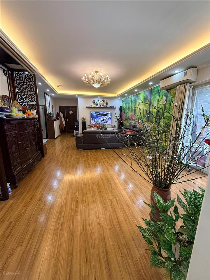 M5 nguyễn chí thanh 149m2 căn góc nhà đẹp ở ngay giá hơn 80tr/m2.  0988 669 ***