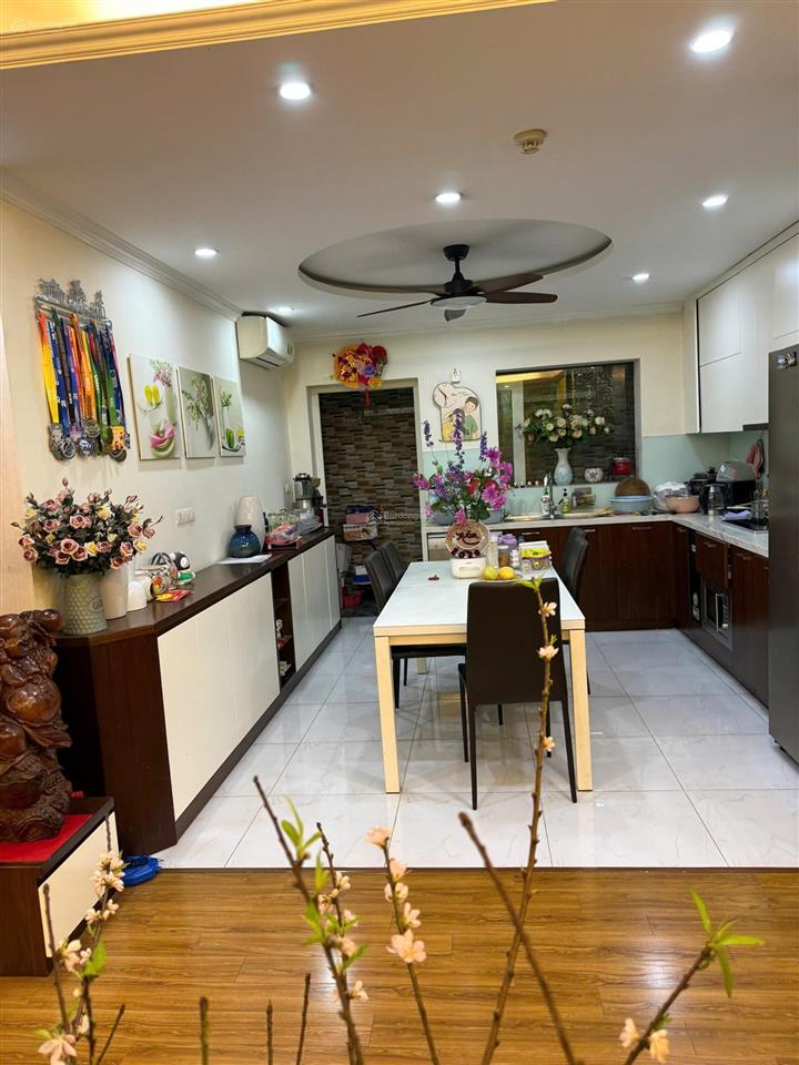 M5 nguyễn chí thanh 149m2 căn góc nhà đẹp ở ngay giá hơn 80tr/m2.  0988 669 ***