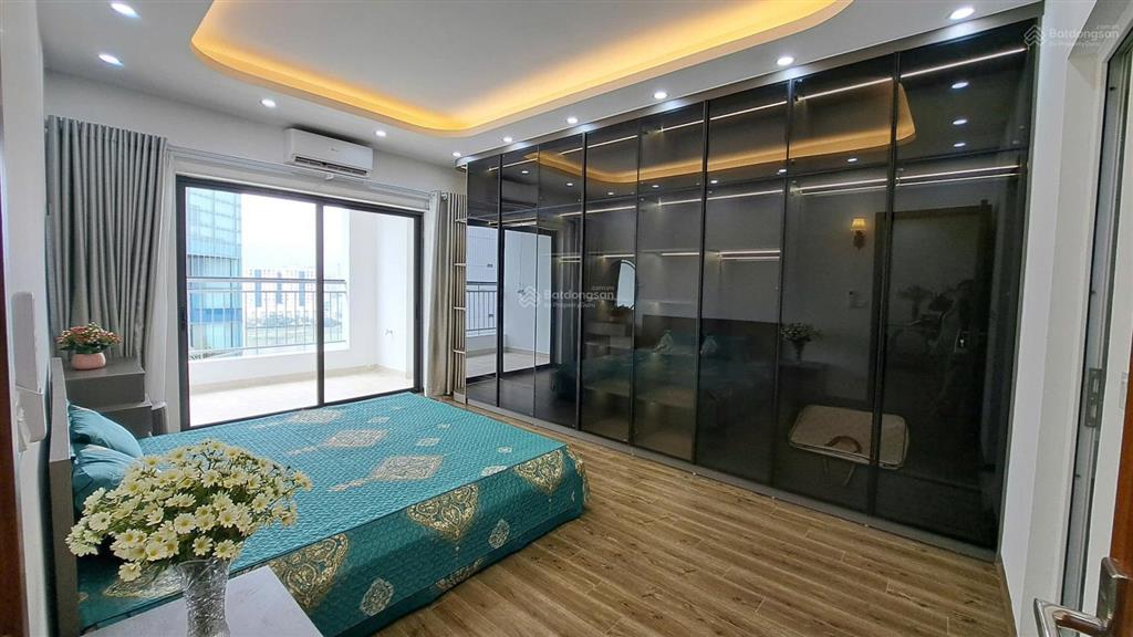 Tôi bán căn hộ tòa n09 thành thái 130m2 view công viên cầu giấy giá 10.3 tỷ