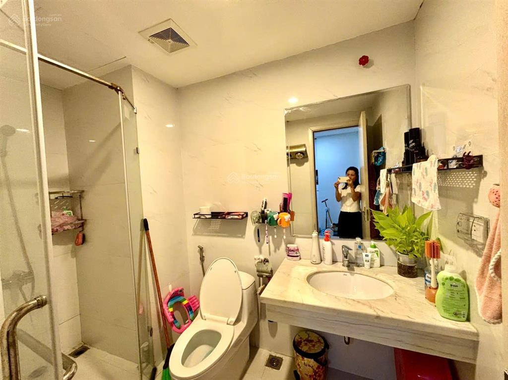 Bán căn hộ tòa e3 mặt phố vũ phạm hàm 93.7m2 3 phòng ngủ giá 7 tỷ