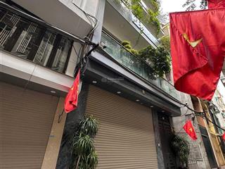 Hiếm nhà hào nam phân lô cán bộ, dân xây, ô tô 7 chỗ vào nhà, lô góc 3 thoáng vĩnh viễn