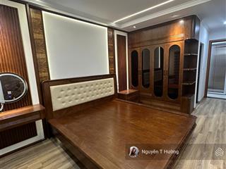 Hiếm  nhà mới trung tâm cầu giấy  7 tầng thang máy, ô tô đỗ cạnh nhà