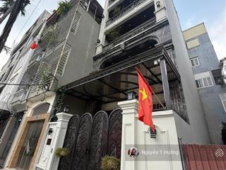 Hiếm  nhà trung tâm cầu giấy, ô tô tránh vỉa hè, phân lô, dân trí cao