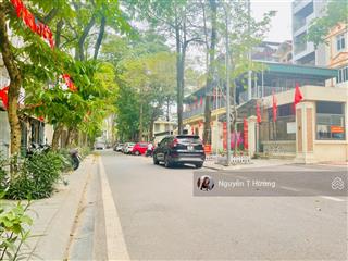 Bán nhà mạc thái tổ cầu giấy, khu phân lô, ở sướng, đường ô tô tránh, vỉa hè rộng