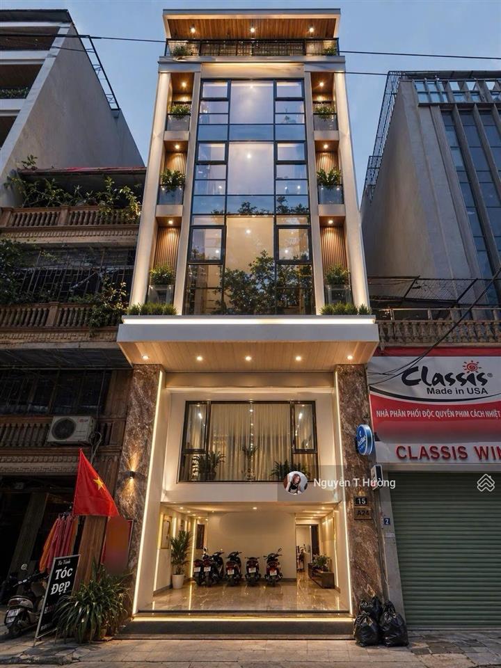 Bán nhà cầu giấy  85m2  8 tầng thang máy, ô tô tránh, vỉa hè  gần công viên, ở và kinh doanh tốt
