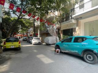 Chính chủ chú em bán nhà phân lô thái hà, 45m2  ô tô tránh, có vỉa hè