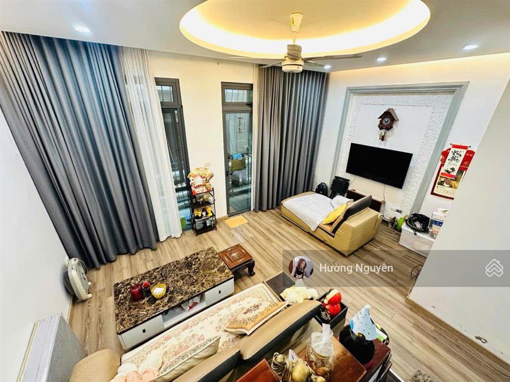 Bán nhà nghĩa đô  2 mặt ô tô tránh, có vỉa hè, 68m2 quá đẹp