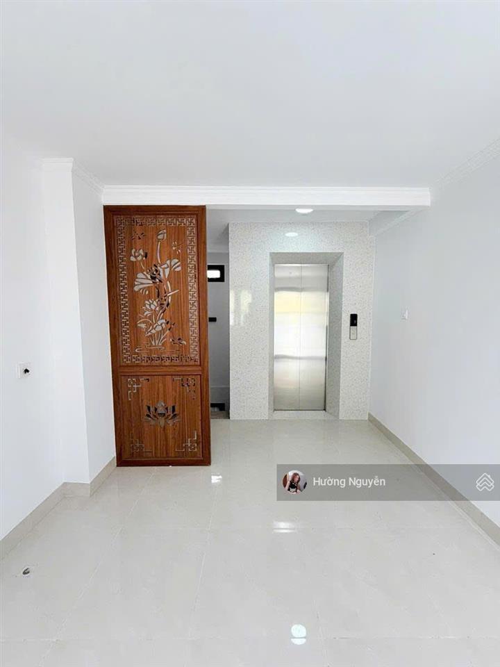 Hiếm nhà mới cầu giấy | 7 tầng thang máy | ô tô đỗ cạnh nhà | phân lô bộ công an
