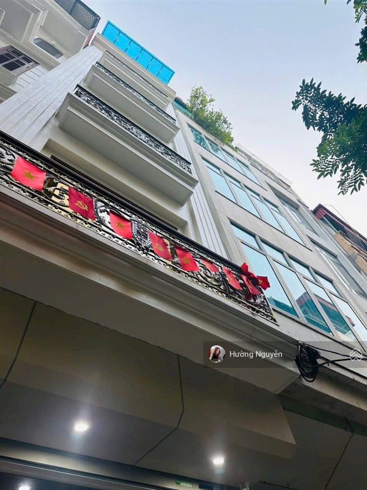 Nhà đẹp giá đầu tư  trung tâm cầu giấy giá siêu hợp lý  6 tầng thiết kế thông sàn