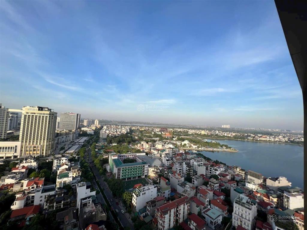 Siêu hot căn hộ 3pn, 2wc, 145m2, view thẳng hồ tây 34 tỷ tại heritage west lake