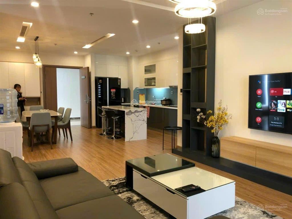 Bán ch 3 ngủ dự án vinhomes metropolis liễu giai, tòa m3 dt 115m2 full đồ đẹp giá 26 tỷ
