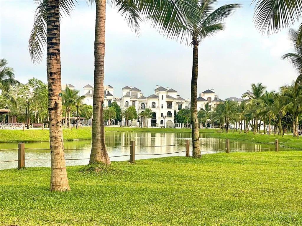 Bán bt song lập ngọc trai  150m² gần hồ, gần công viên giá tốt phân khu 39 tỷ