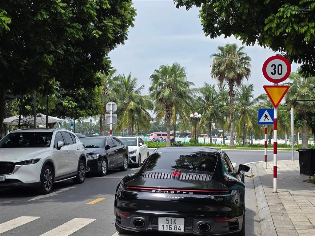Bán song lập vin ocean park 1 sao biển lại còn gần biển nhân tạo nước mặn 148,5m