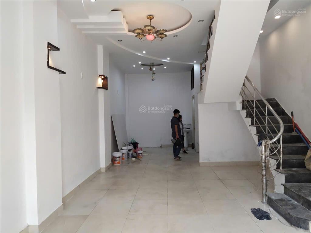 Bán nhà mặt phố kinh doanh sầm uất lý tự trọng 10.3 tỷ